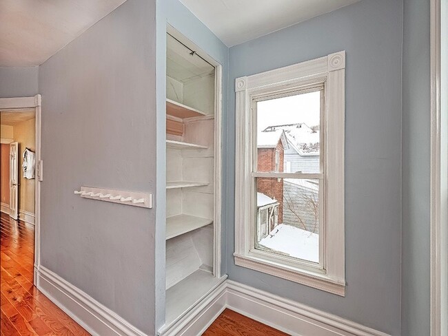 Building Photo - 130 Boroview Ave