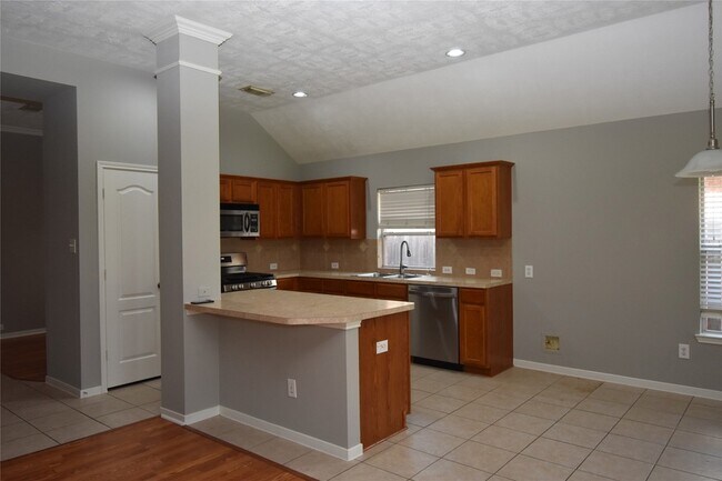 Building Photo - 9518 Brackenton Crest Dr