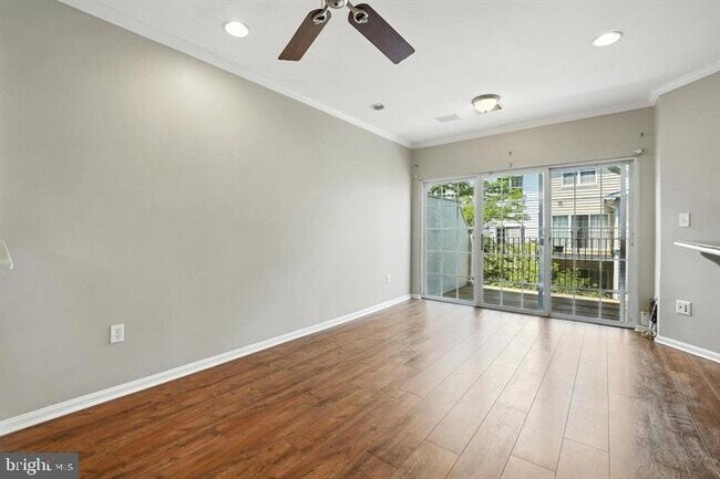 Building Photo - 1547 Northern Neck Dr