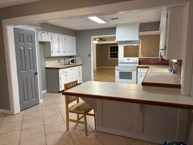 Building Photo - 14525 Chapperal Pipeline Rd