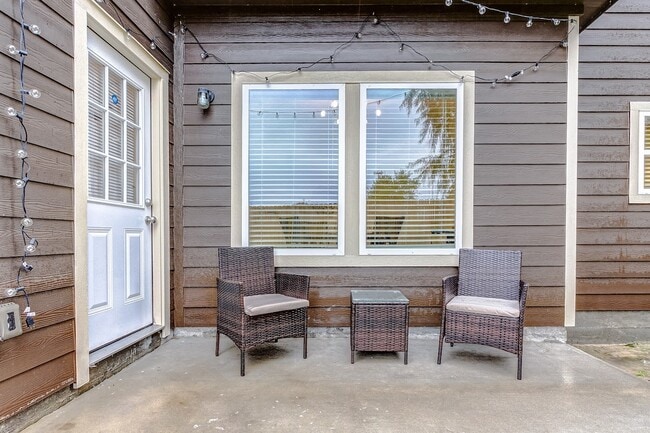 Building Photo - 14510 Sanour Dr