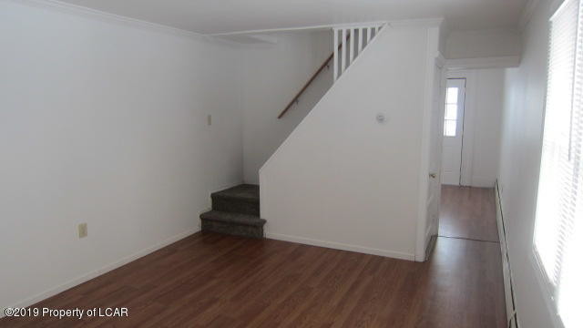 Building Photo - 120 S Chestnut St