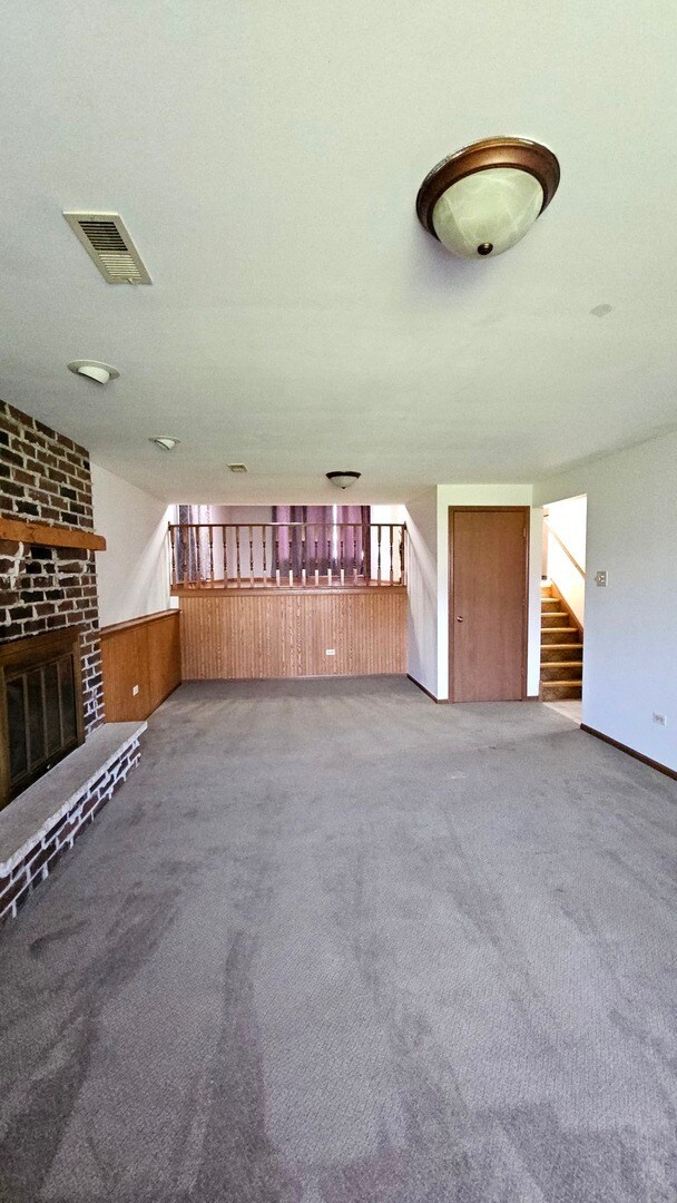 Building Photo - 7112 W 85th Pl