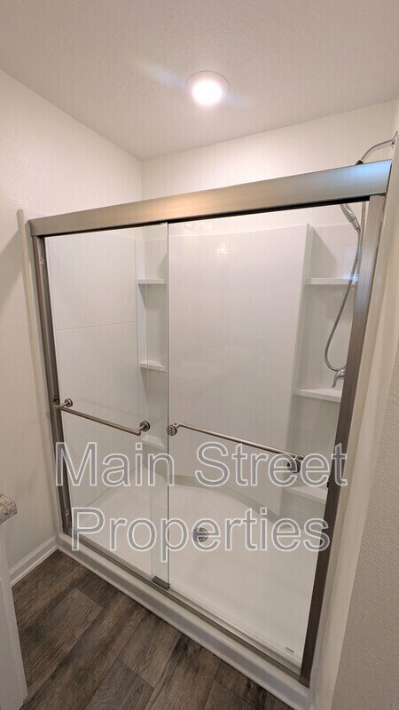 Building Photo - 10624 Queens Gate Cir
