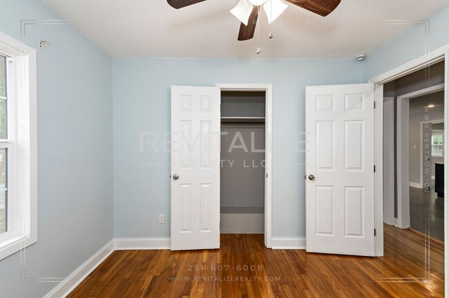 Building Photo - Desirable 3 Bed 1 Bath Ranch Style Home in Parkview Estates