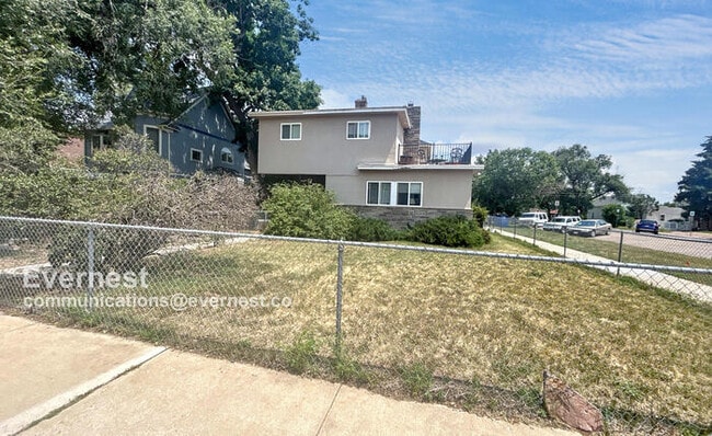 Primary Photo - 3 S Weber St