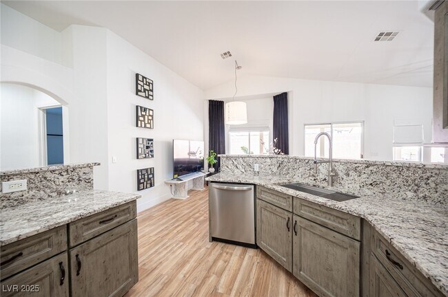 Building Photo - 5312 Bright Sky Ct