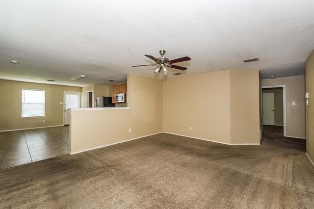 Building Photo - 1100 W Cottonwood Dr