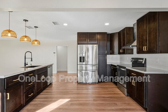 Building Photo - 2823 Polk Rd