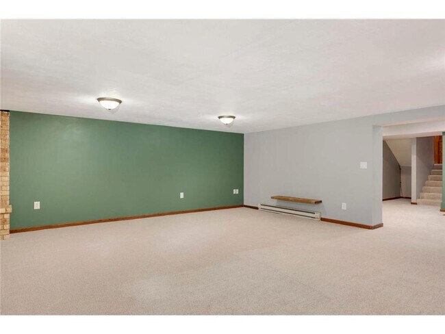 Building Photo - 8666 Windward Cir