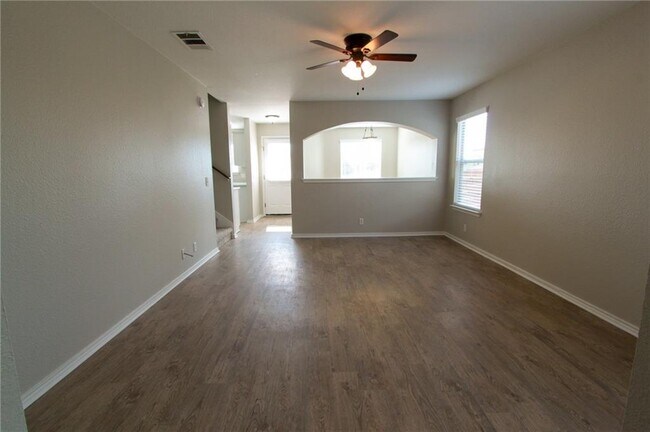Building Photo - 14909 Chamberlain Ct