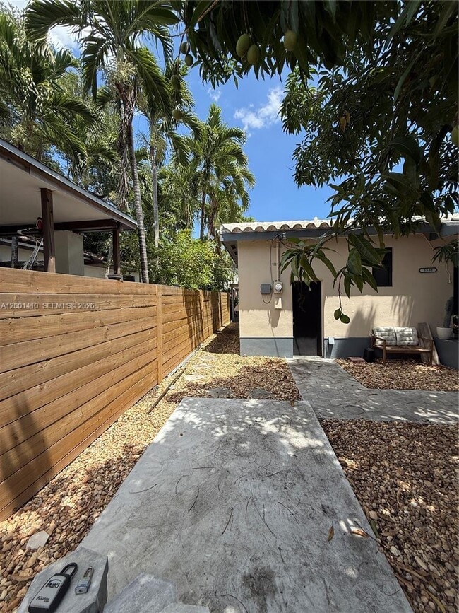 Building Photo - 5530 NW Miami Ct