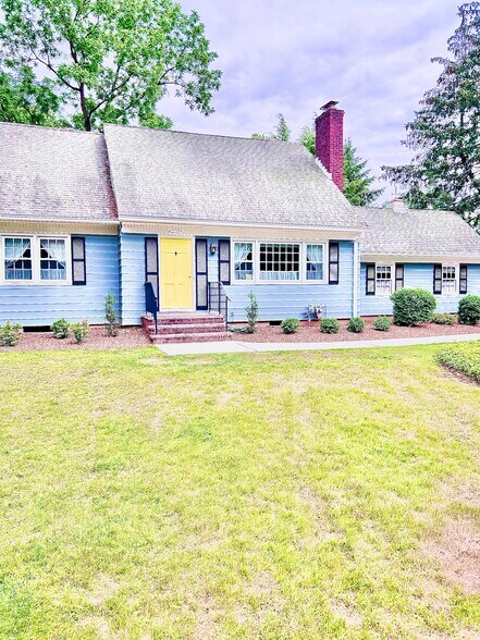 Primary Photo - 91 Haring Dr