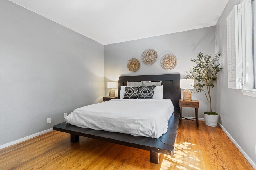 Bedroom 1 - 34 Silva Ave