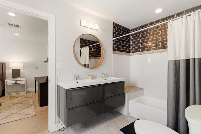 Building Photo - 8372 E San Salvador Dr