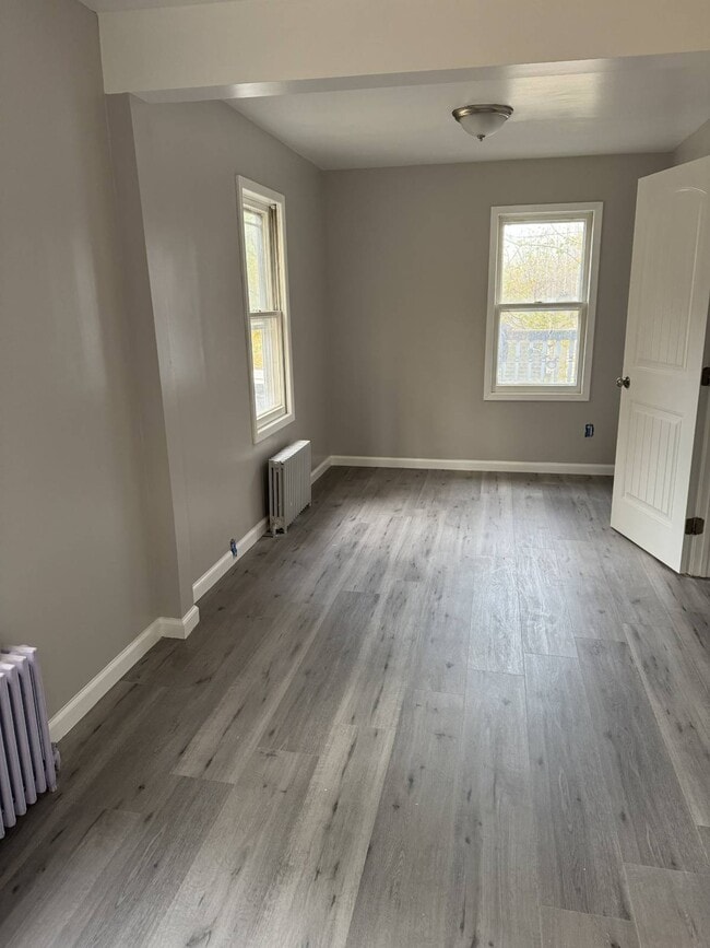 Building Photo - 1183 NY-94