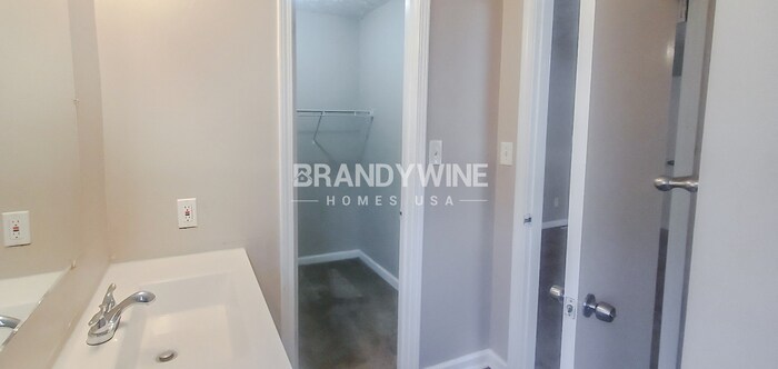 Building Photo - 112 Valerie Ct