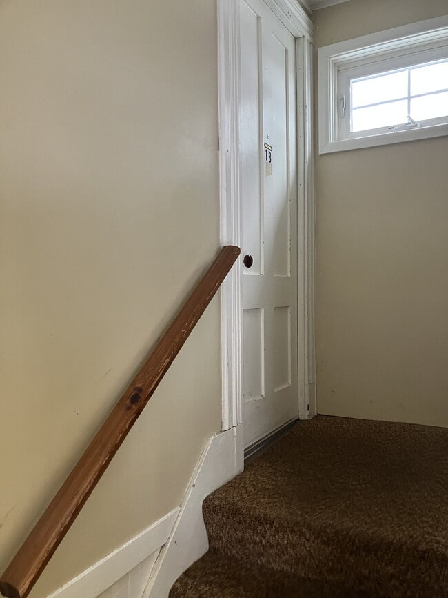 Building Photo - Now available!  Studio Apartment in the Heart of the Village of Fairport