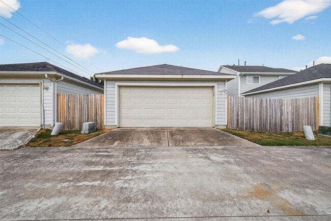 Building Photo - 19415 Richland Springs Dr