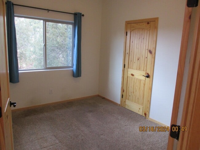 Building Photo - 2520 Waters Edge Ln