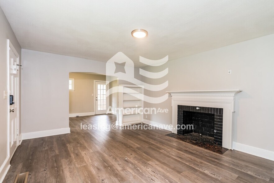 Building Photo - 192 Parkwood Ave