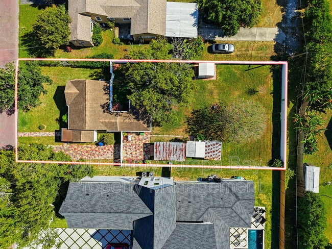 Building Photo - 1106 W Peninsular St