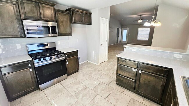 Building Photo - 11629 SW 8th Cir