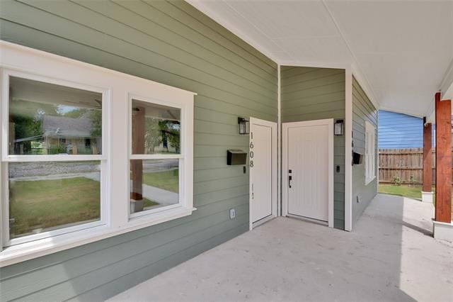 Building Photo - 1606 College Ave