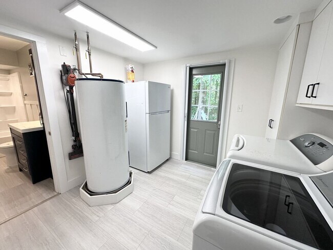 Building Photo - Updated Country Retreat with Modern Finishes & Peaceful Pungo Living