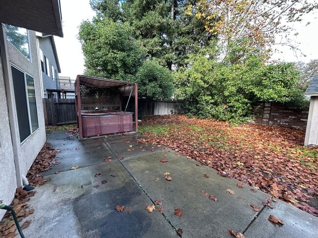 Building Photo - Avail Now - Elk Grove