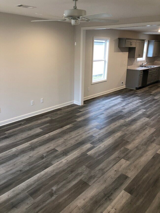 Building Photo - 4410 Easthaven Circle Tuscaloosa, AL 35405
