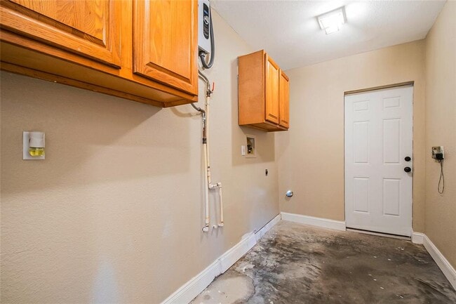 Building Photo - 1503 Lund Ave