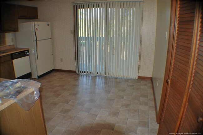 Building Photo - 5924 Labonte Dr