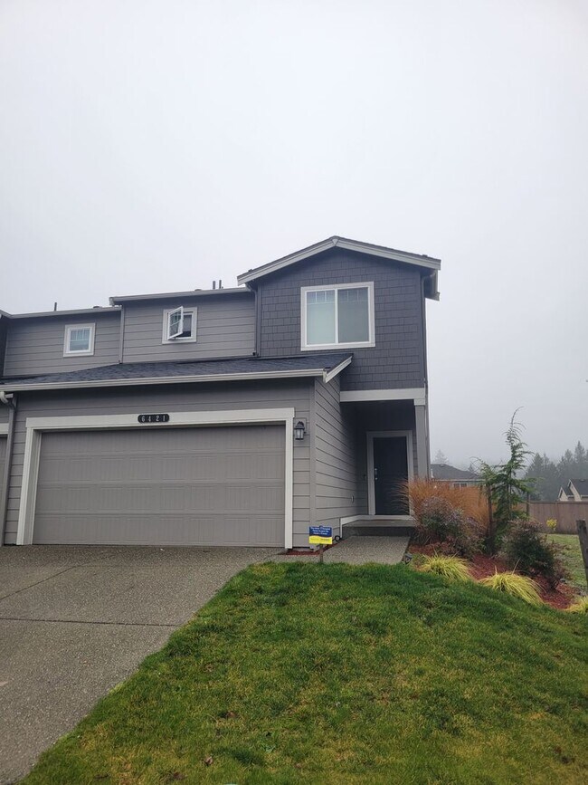 Building Photo - Spacious Bremerton 3 Bedroom, Available Now!