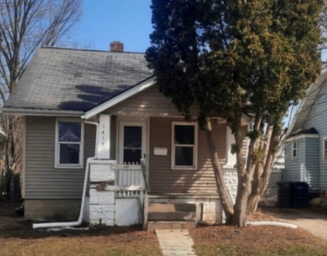 Building Photo - 1417 KNIGHT