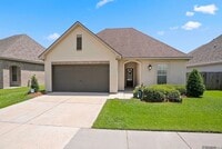 Building Photo - 439 Lake Breeze Dr