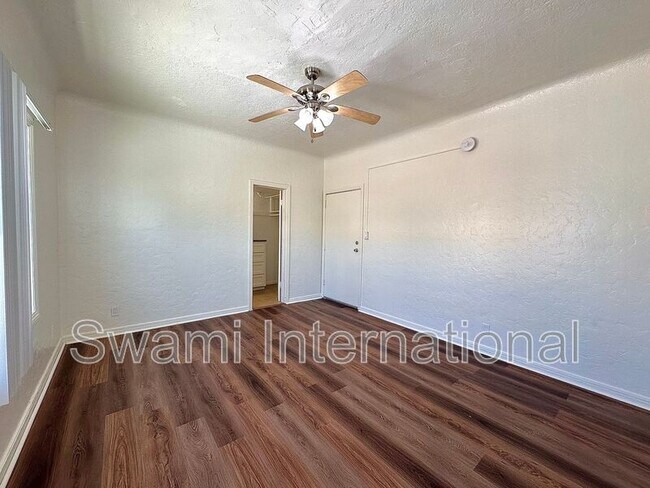 Building Photo - 521 N Avalon Blvd