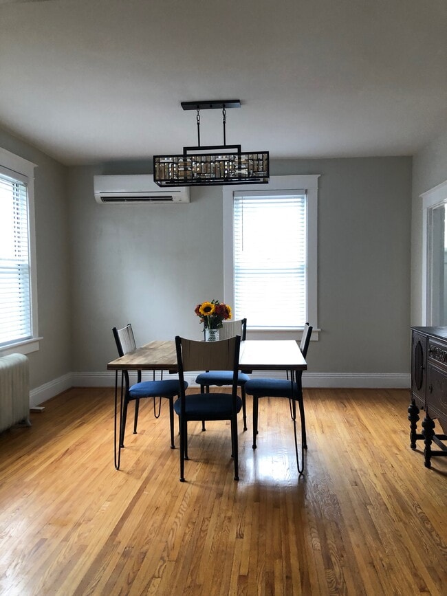 Building Photo - 315 Yeardley Ave