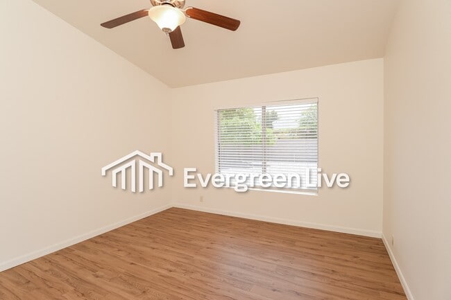 Building Photo - 10241 W Windsor Blvd