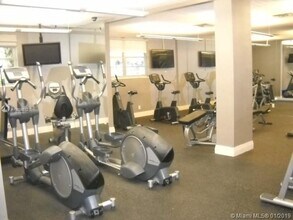 Building Photo - 3901 S Ocean Dr