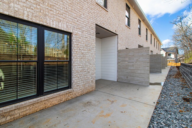 Building Photo - 117 Old Excell Rd