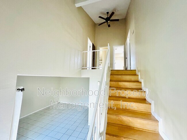 Building Photo - 1444 Plymouth Rock Way