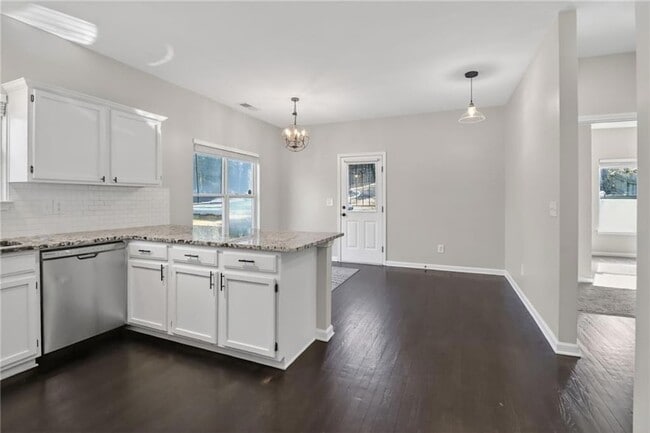 Building Photo - 991 Ada Ave NW