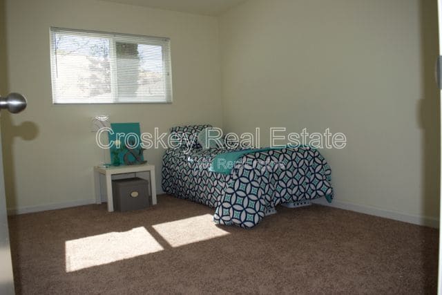 Building Photo - 1132 Adobe Pl