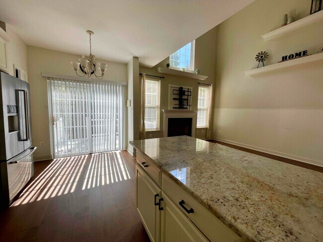 Building Photo - 53 Ross Way