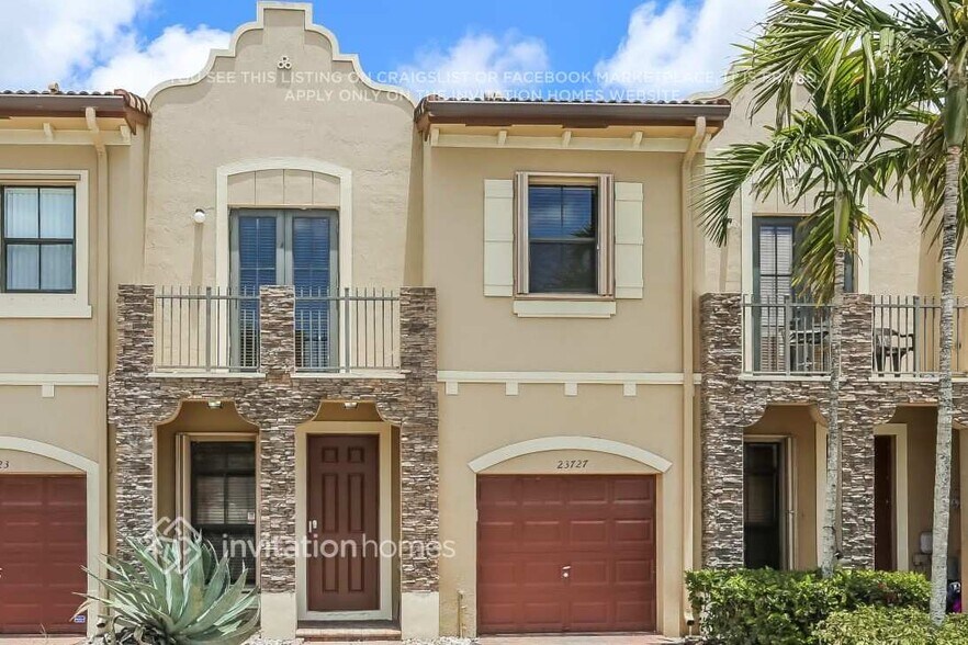 Primary Photo - 23727 SW 114th Pl