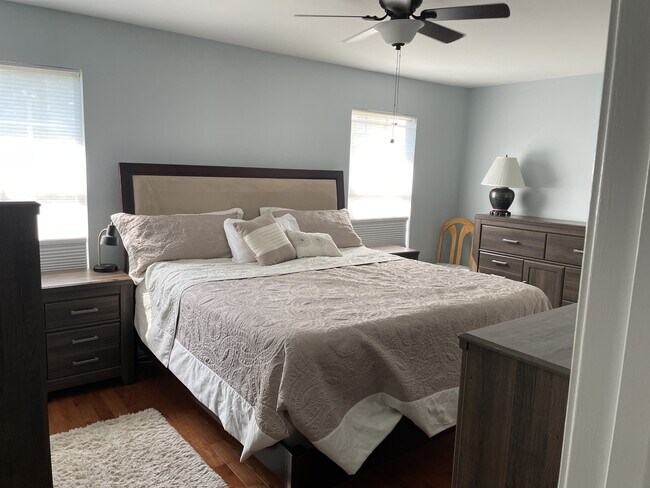 Building Photo - 6108 Castletown Way