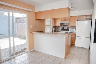 Building Photo - 31 San Jacinto Dr