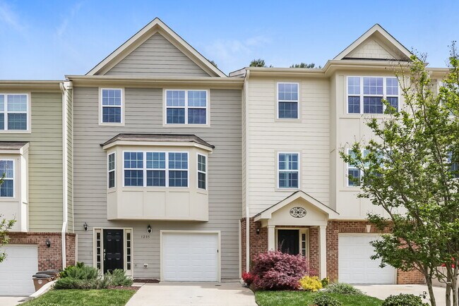 Primary Photo - 1205 Heritage Links Dr