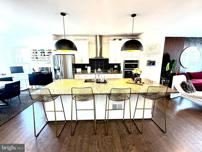 Building Photo - 17351 Redshank Rd